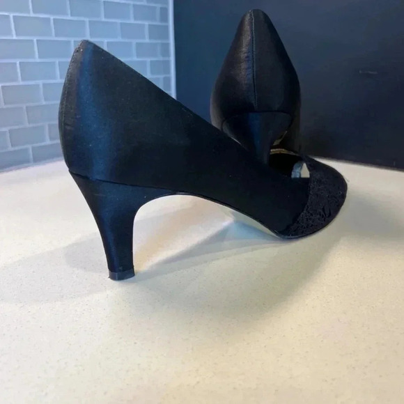 Adrianna Papell Black Peep Toe Heels - Picture 2 of 16